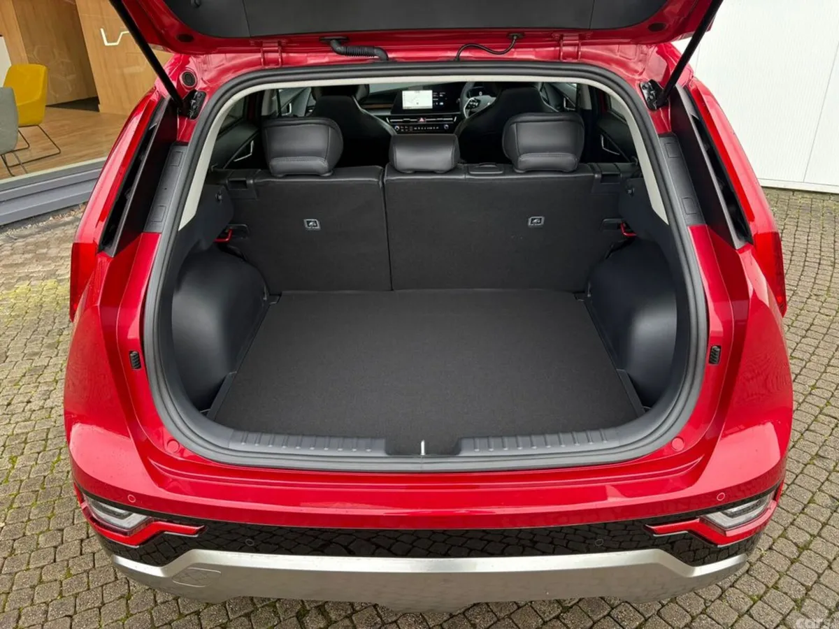Kia Niro Hatchback, Petrol Hybrid, 2027, Red