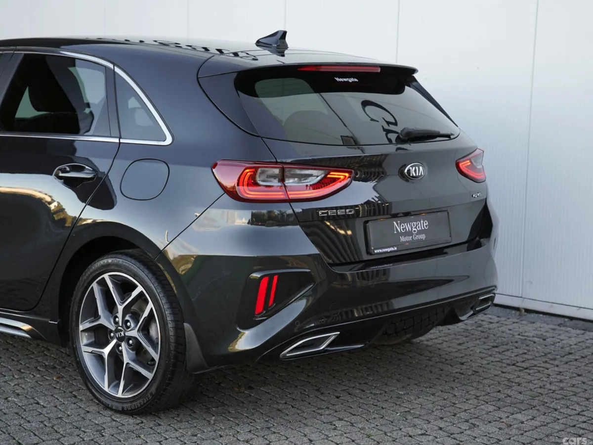 Kia Ceed Hatchback, Petrol, 2020, Black