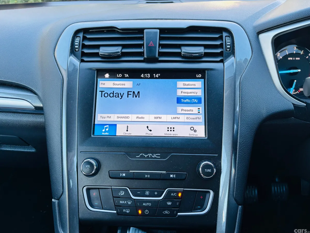 Ford Mondeo Hatchback, Diesel, 2019, Blue
