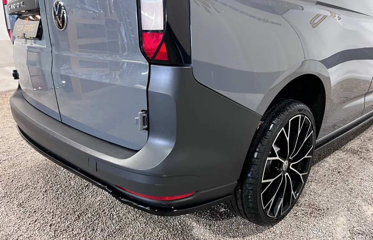 Volkswagen Caddy MPV, Diesel, 2023, Grey
