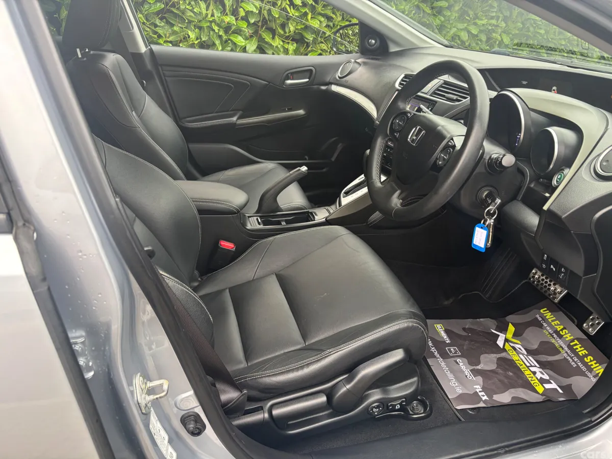 Honda Civic Estate, Petrol, 2016, Silver