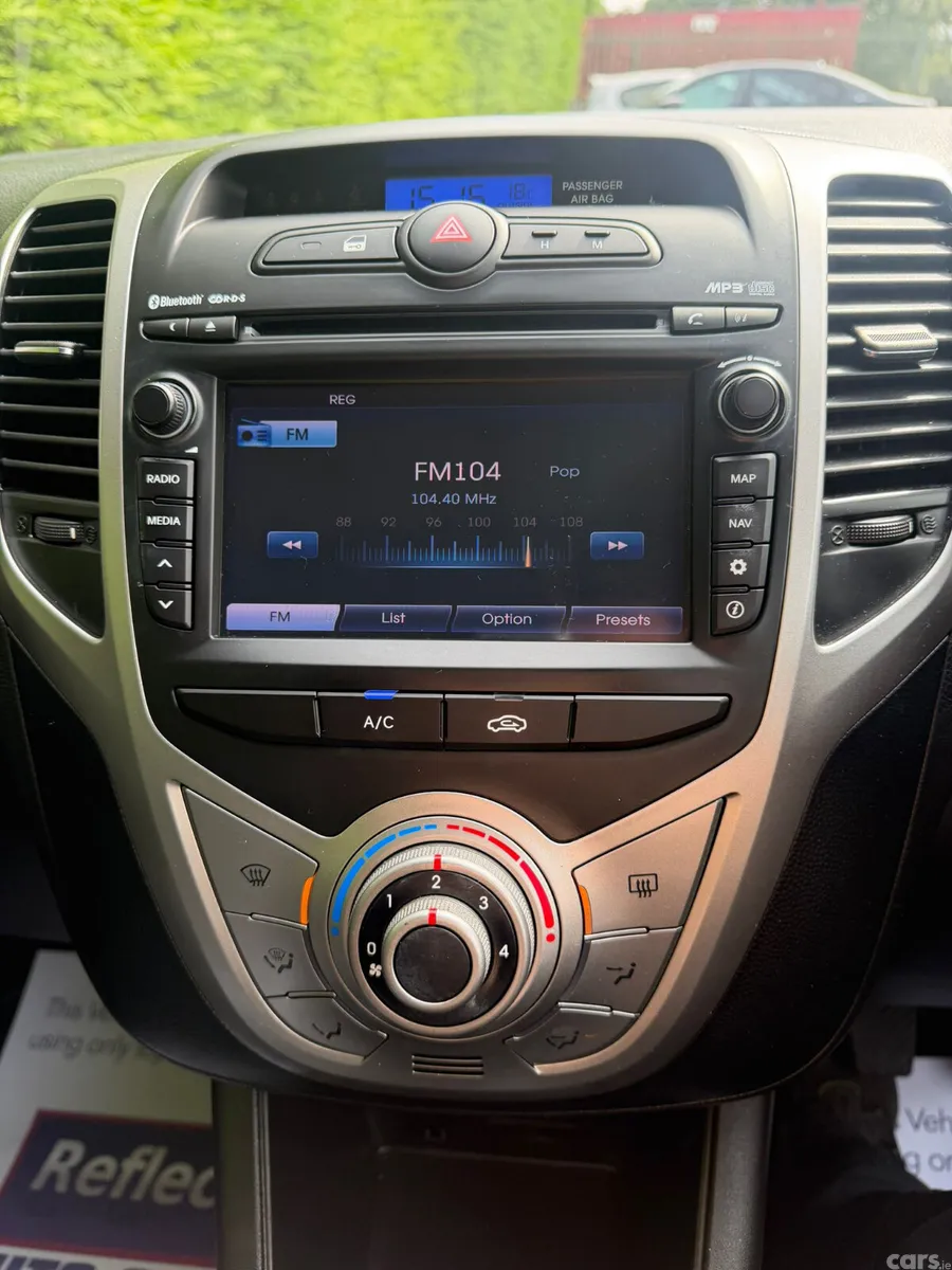 Hyundai ix20 MPV, Petrol, 2020, Grey