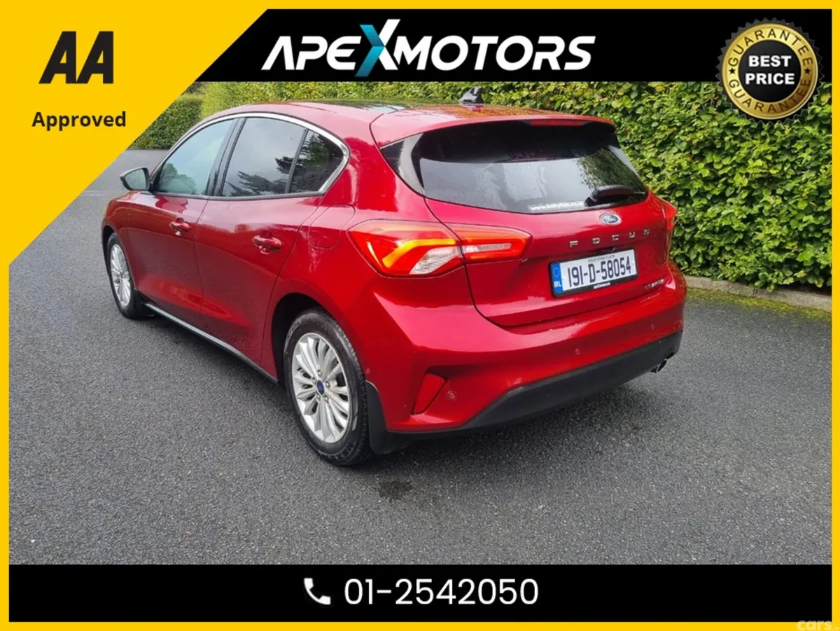 Ford Focus Hatchback, Diesel, 2019, Red