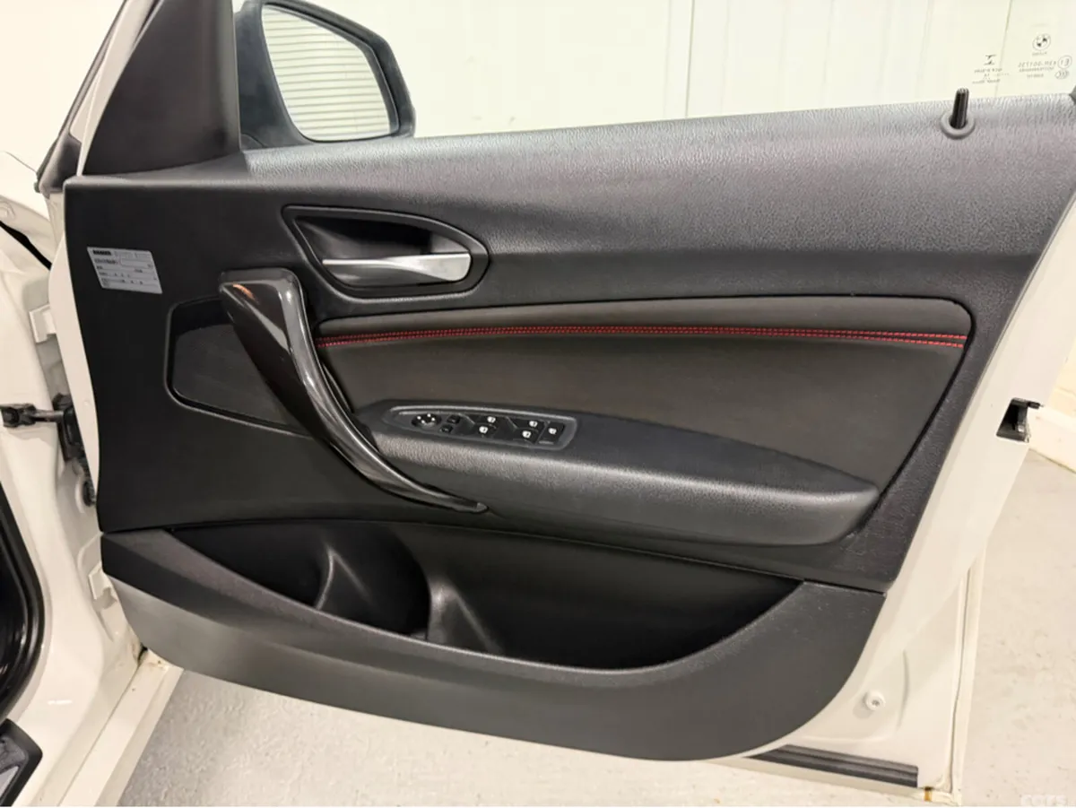 BMW 1-Series Hatchback, Petrol, 2014, White