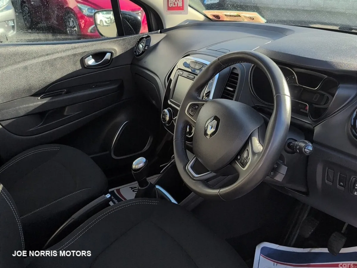 Renault Captur Hatchback, Diesel, 2019, Grey