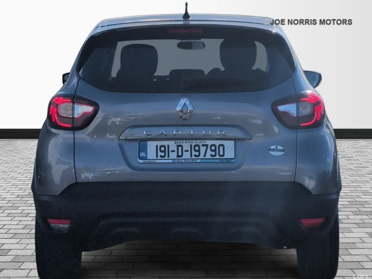 Renault Captur Hatchback, Diesel, 2019, Grey