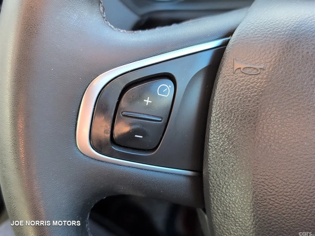 Renault Captur Hatchback, Diesel, 2019, Grey