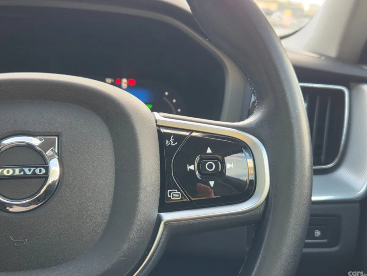 Volvo XC60 SUV, Petrol Plug-in Hybrid, 2023, Grey