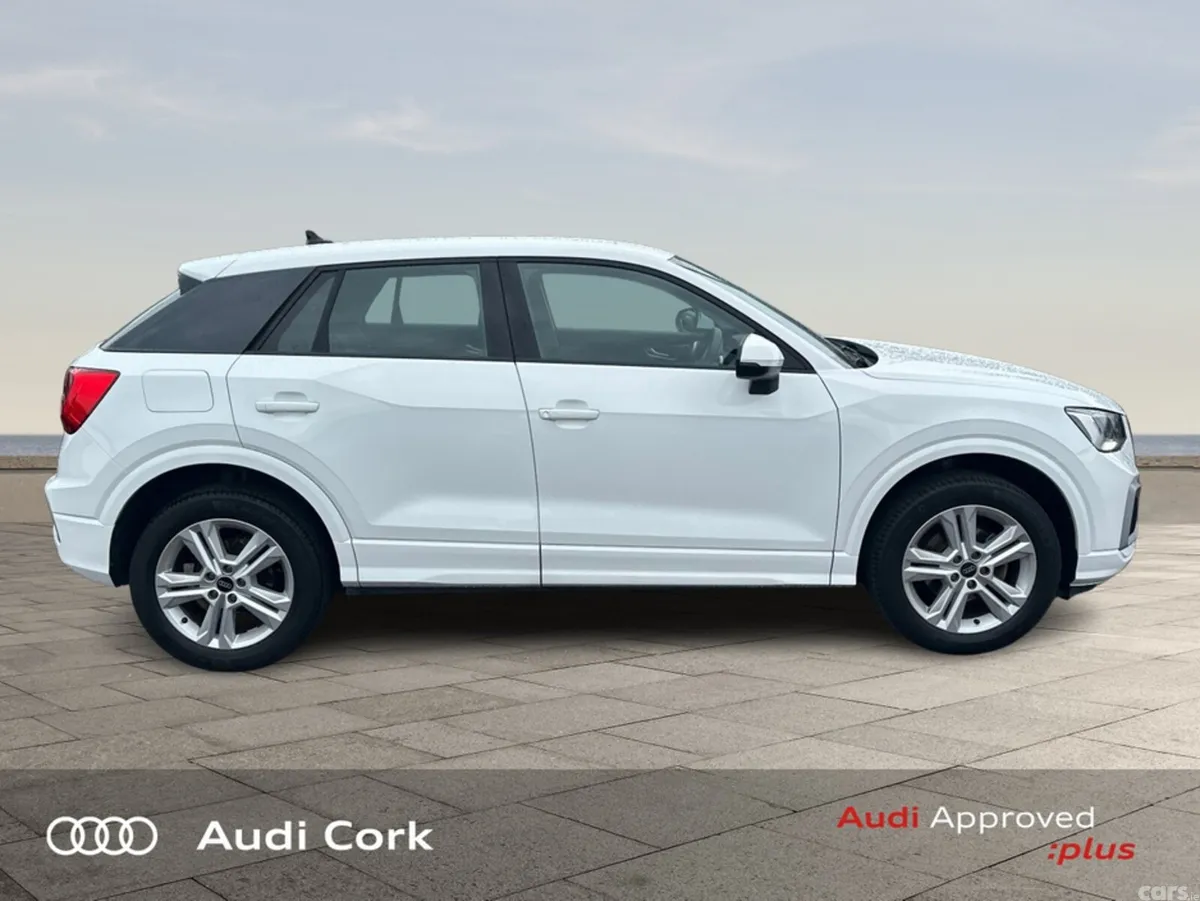 Audi Q2 SUV, Petrol, 2023, White