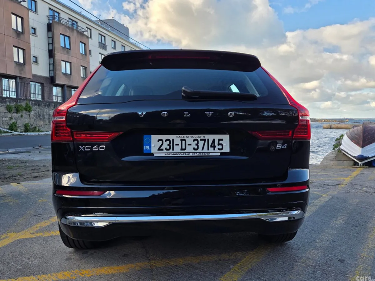 Volvo XC60 SUV, Diesel, 2023, Black