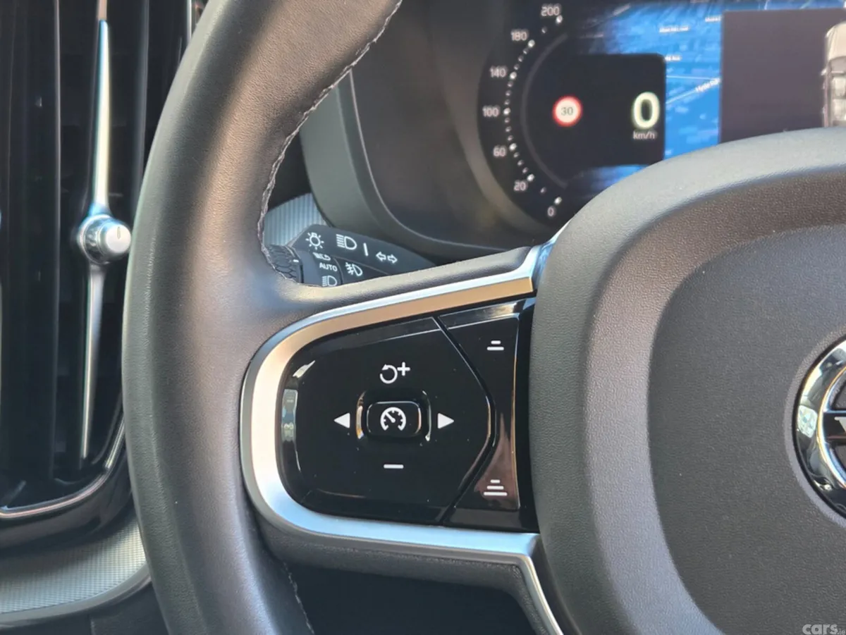 Volvo XC60 SUV, Diesel, 2023, Black