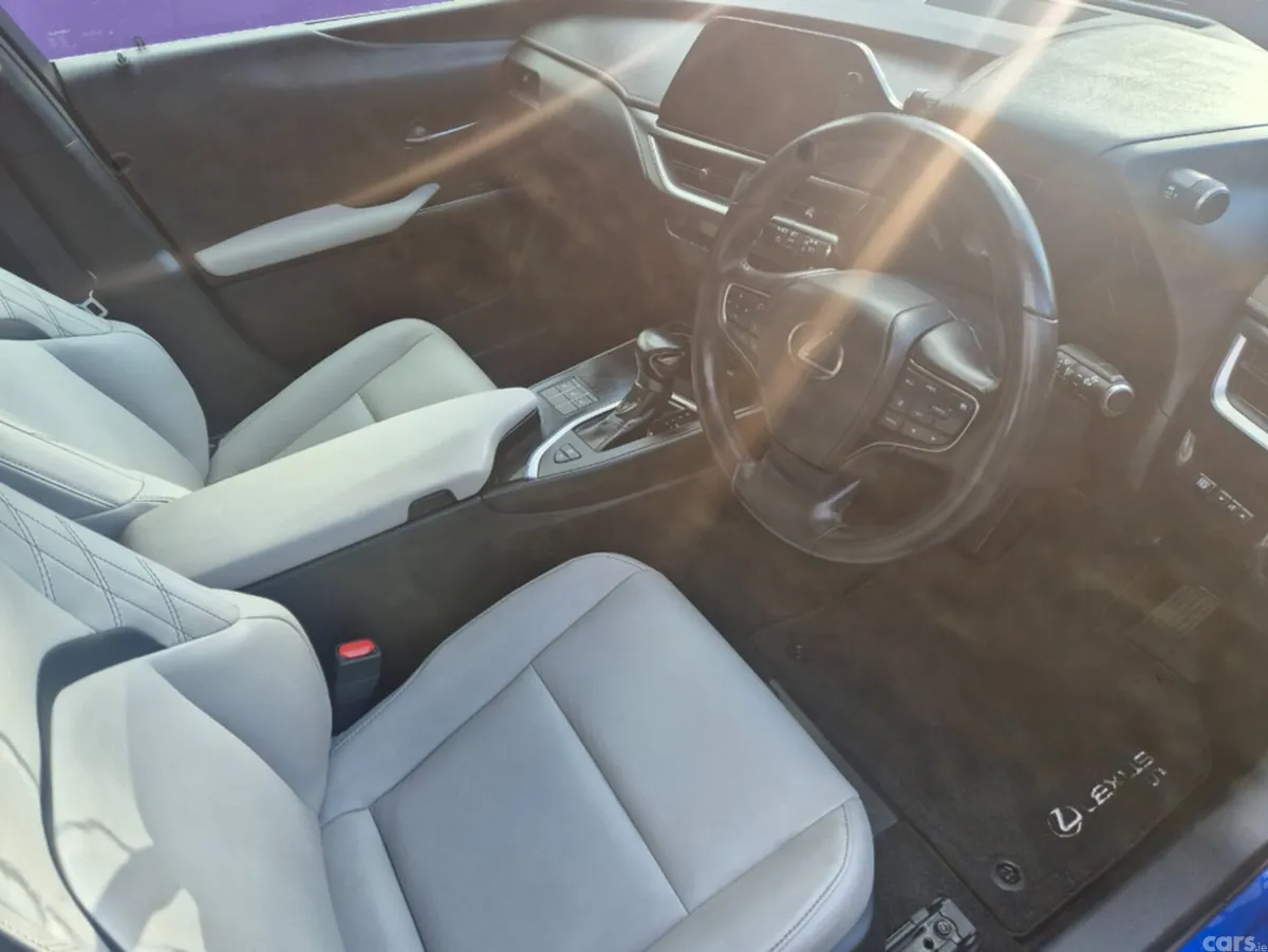 Lexus UX Estate, Petrol Hybrid, 2023, Blue