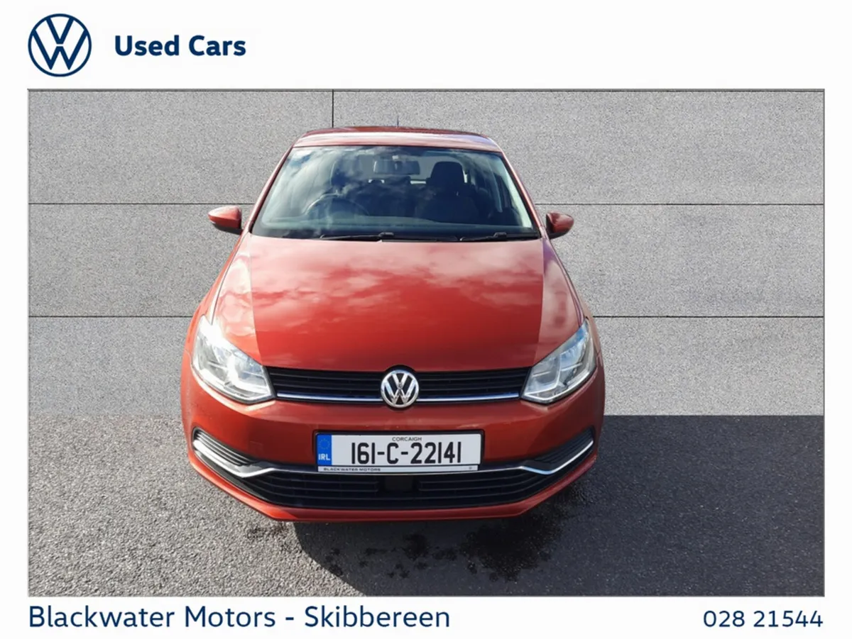 Volkswagen Polo Hatchback, Petrol, 2016, 