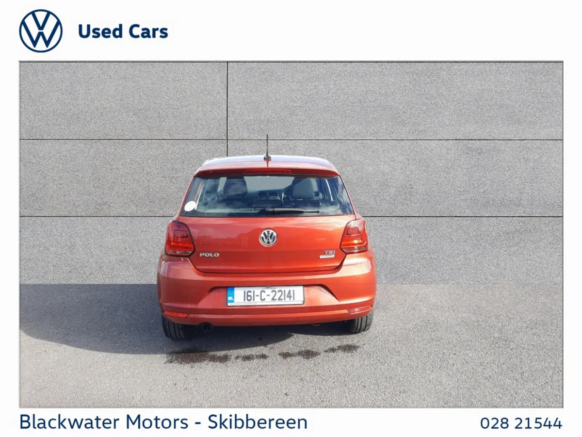 Volkswagen Polo Hatchback, Petrol, 2016, 