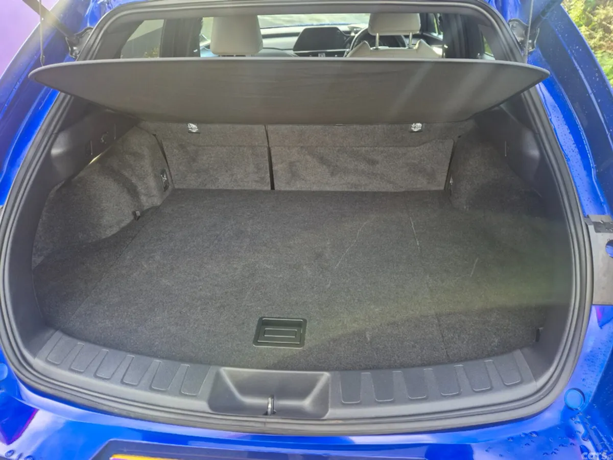 Lexus UX Estate, Petrol Hybrid, 2023, Blue