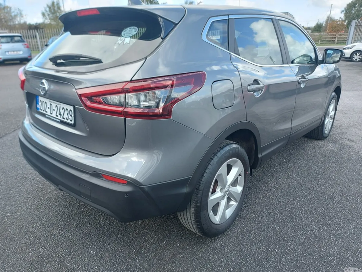 Nissan Qashqai MPV, Petrol, 2020, Grey