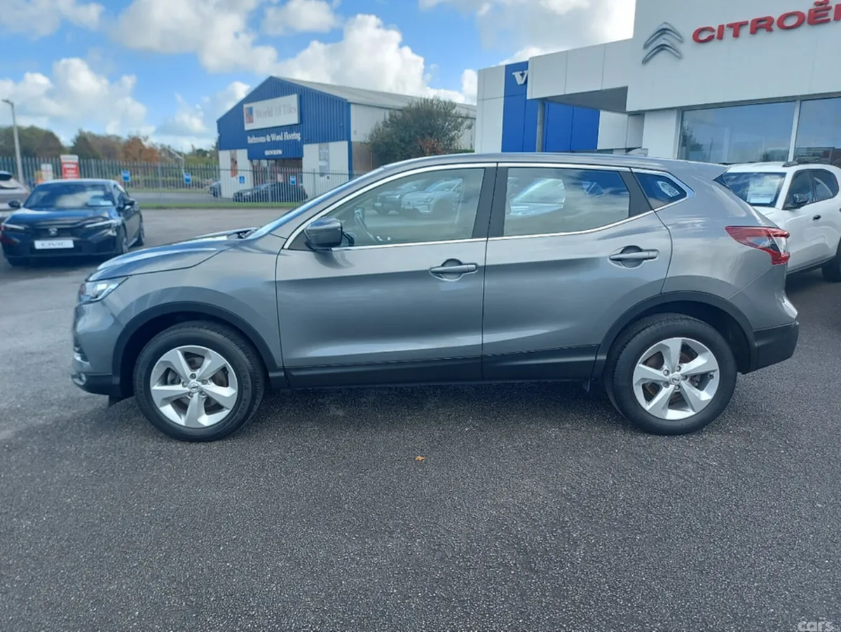 Nissan Qashqai MPV, Petrol, 2020, Grey
