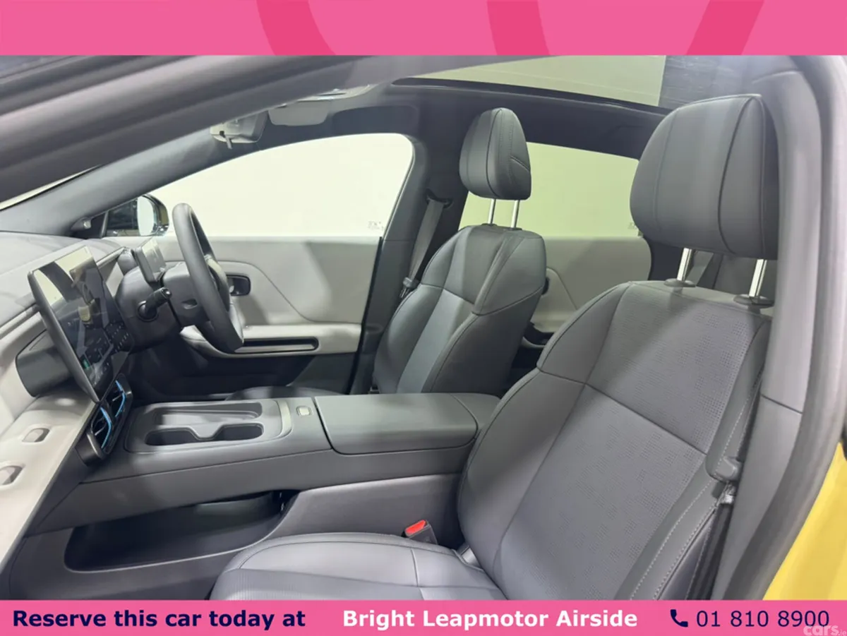 Leapmotor B05 Hatchback, Electric, 2027, Yellow