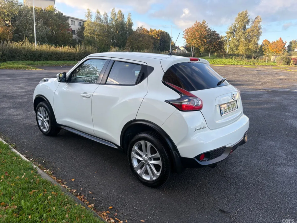 Nissan Juke Hatchback, Petrol, 2016, White