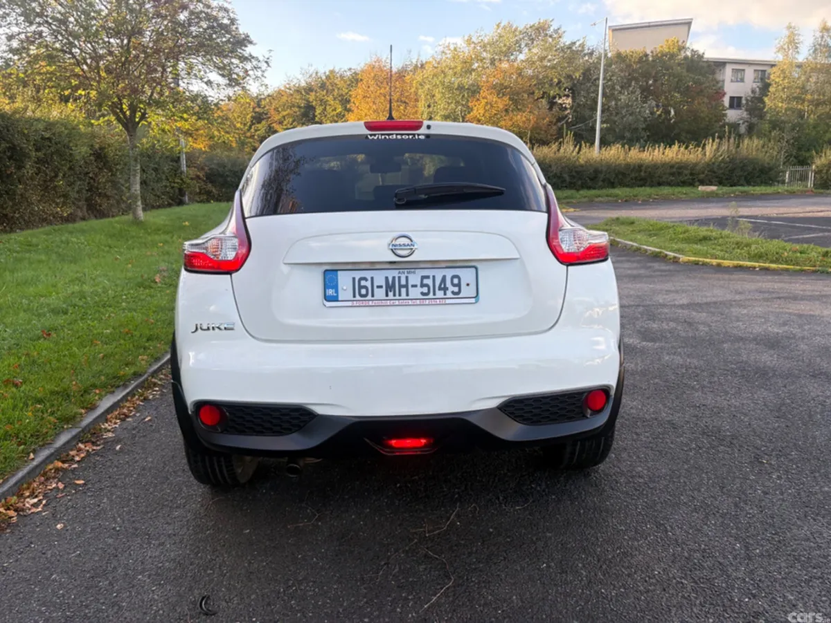 Nissan Juke Hatchback, Petrol, 2016, White