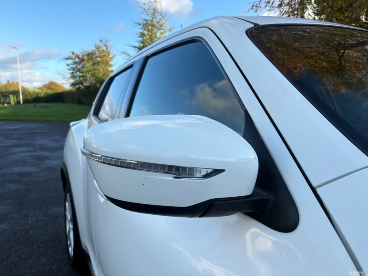 Nissan Juke Hatchback, Petrol, 2016, White