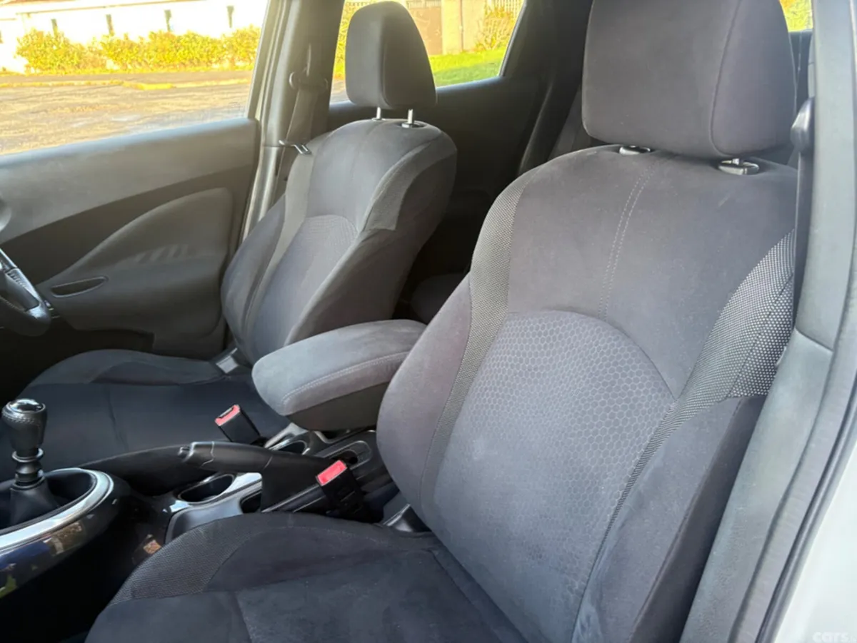 Nissan Juke Hatchback, Petrol, 2016, White