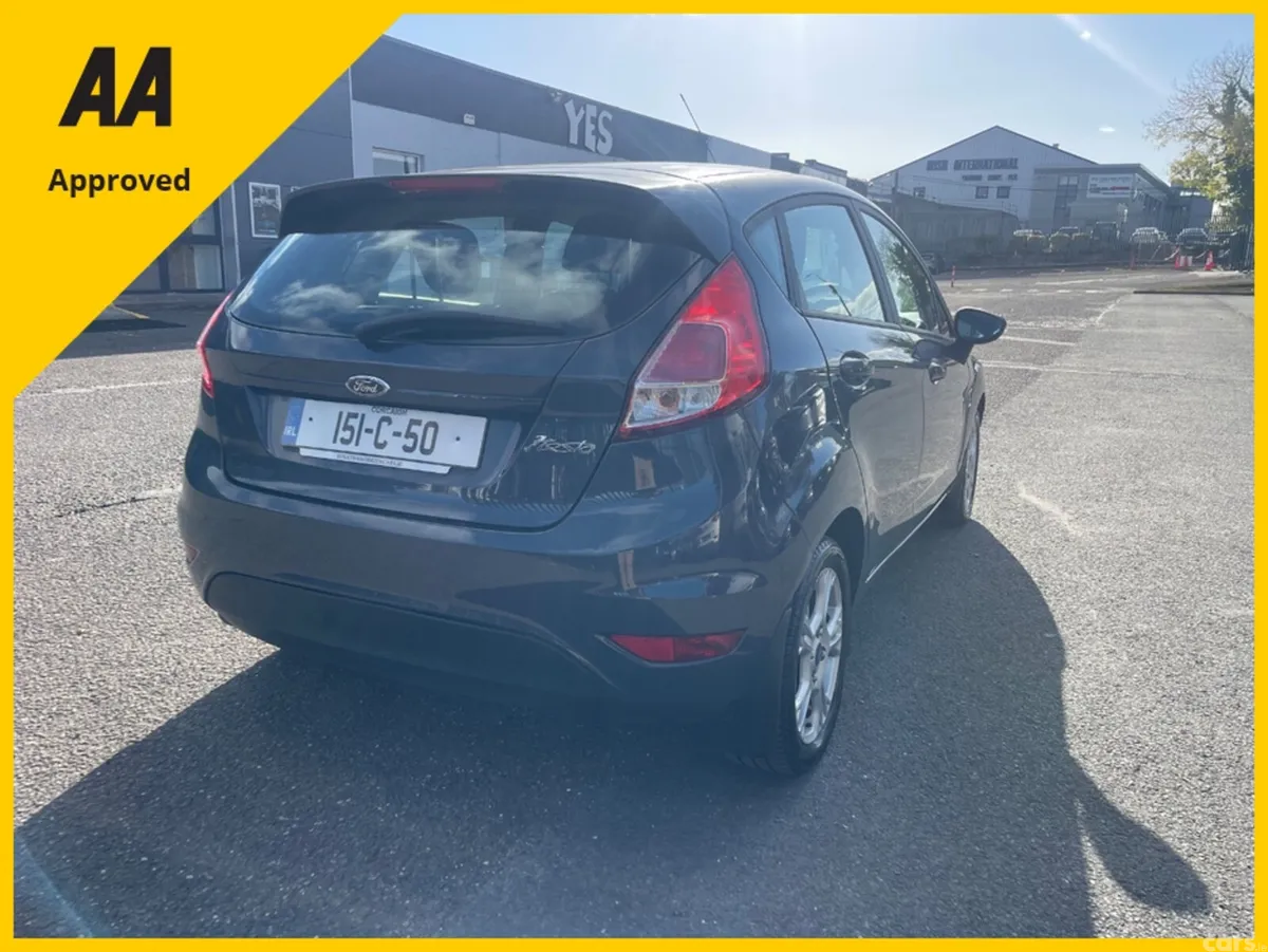 Ford Fiesta Hatchback, Petrol, 2015, Blue