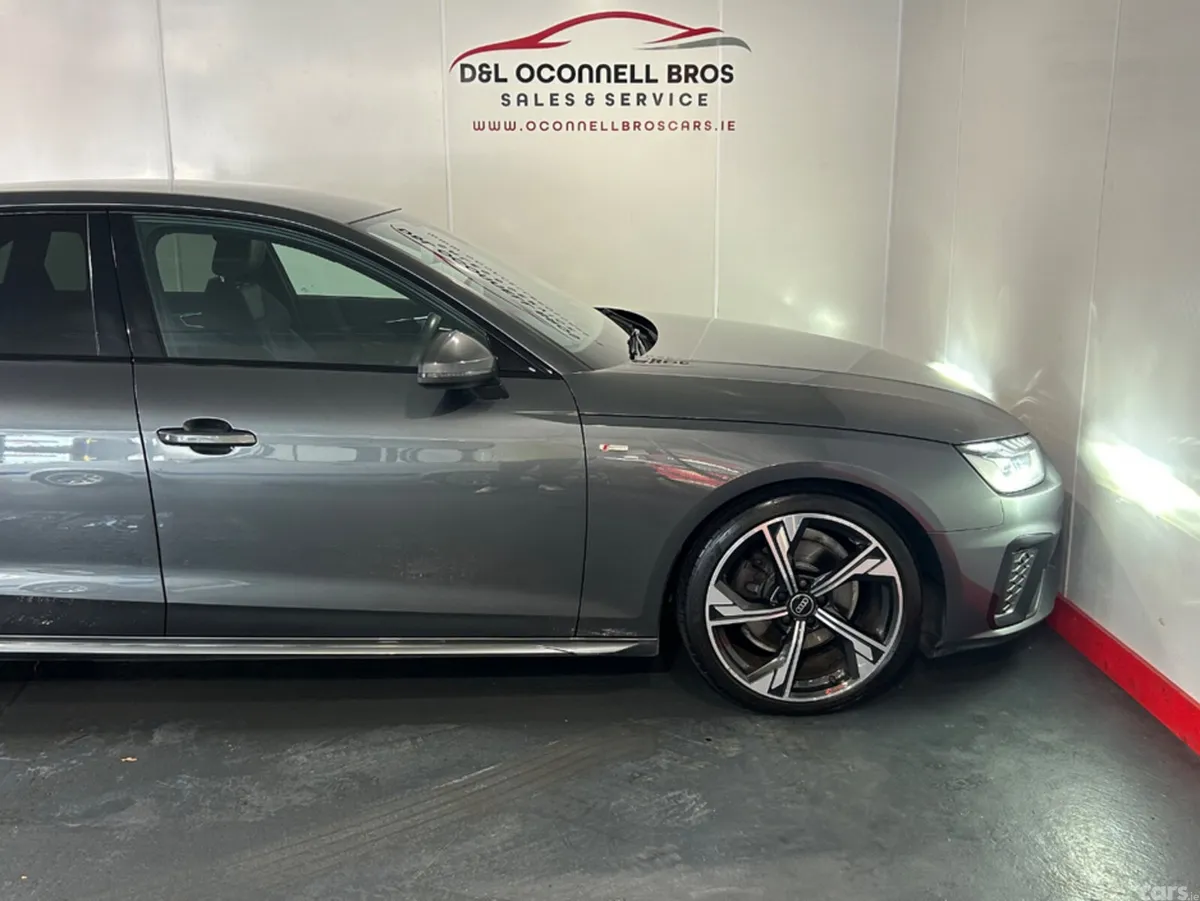 Audi A4 Saloon, Diesel, 2022, Grey