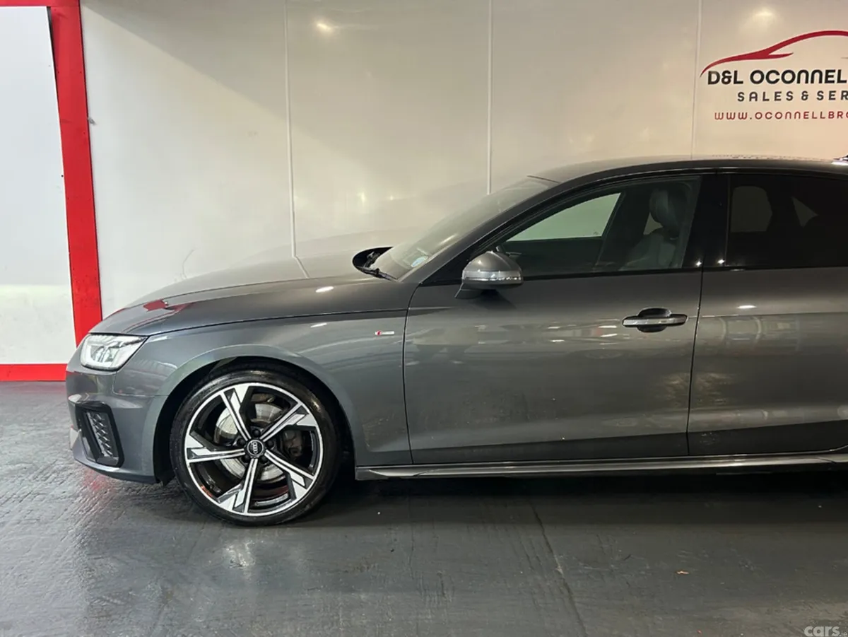 Audi A4 Saloon, Diesel, 2022, Grey