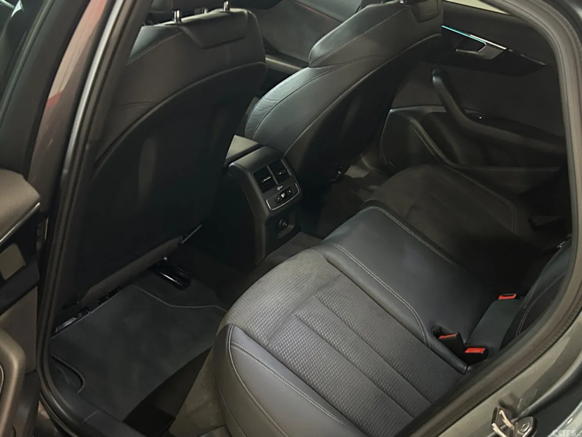 Audi A4 Saloon, Diesel, 2022, Grey