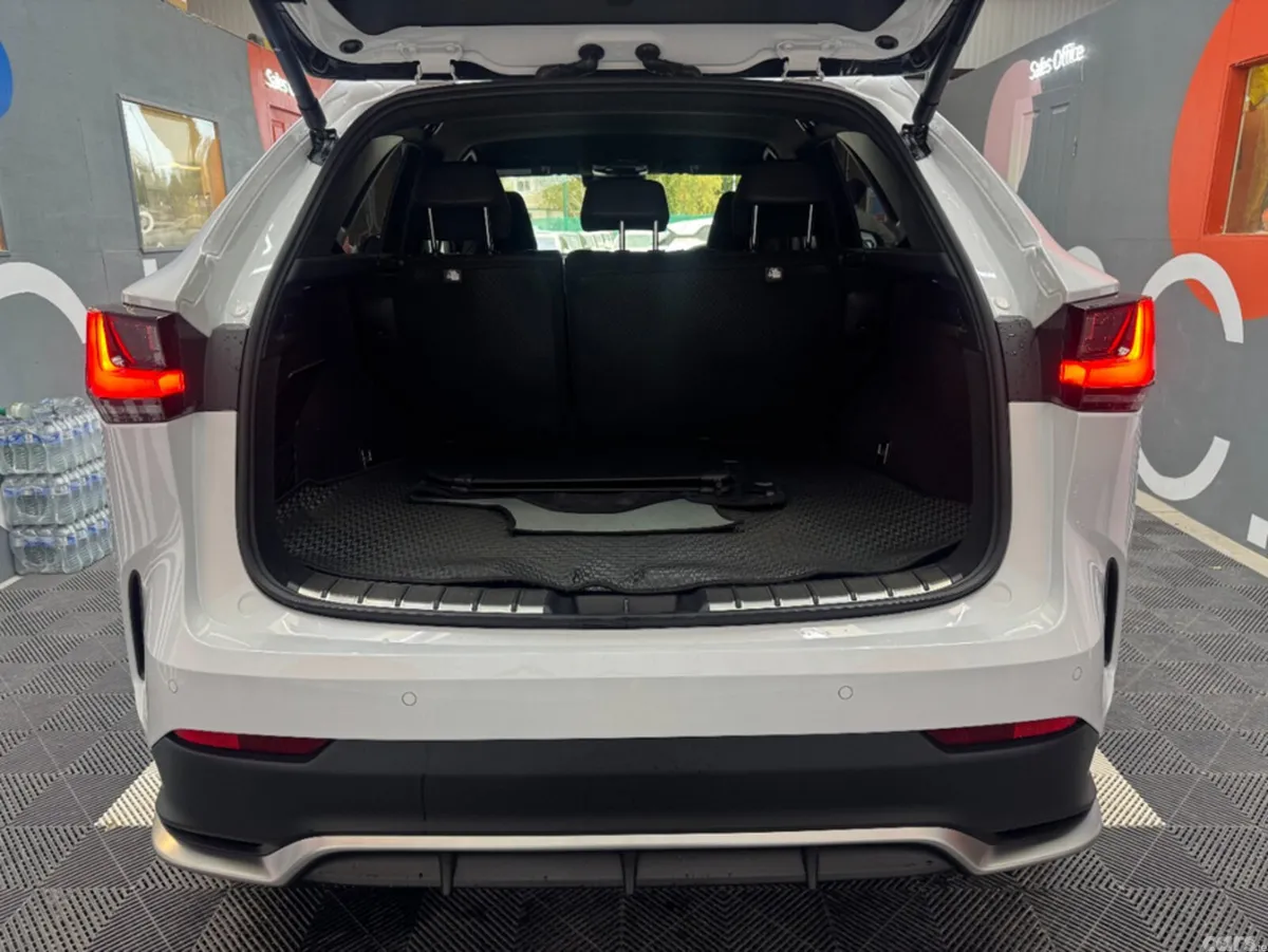 Lexus NX SUV, Petrol Hybrid, 2023, White