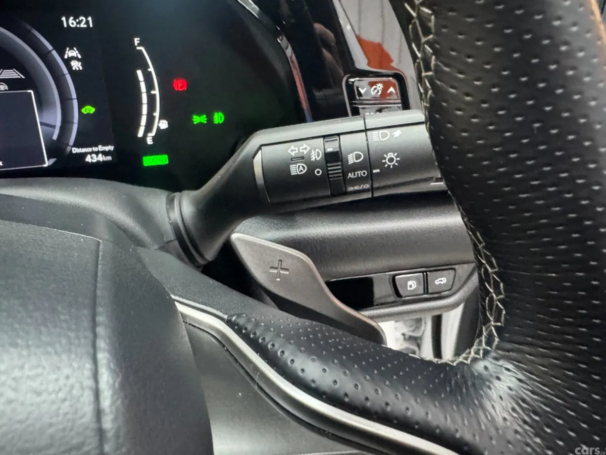 Lexus NX SUV, Petrol Hybrid, 2023, White