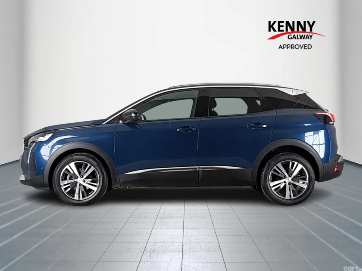 Peugeot 3008 MPV, Diesel, 2023, Blue