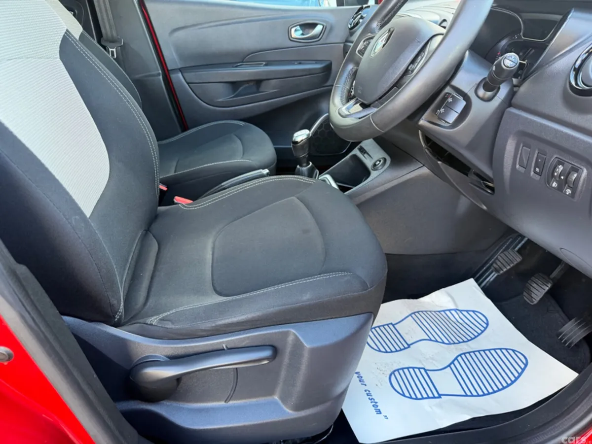 Renault Captur Hatchback, Diesel, 2019, Red