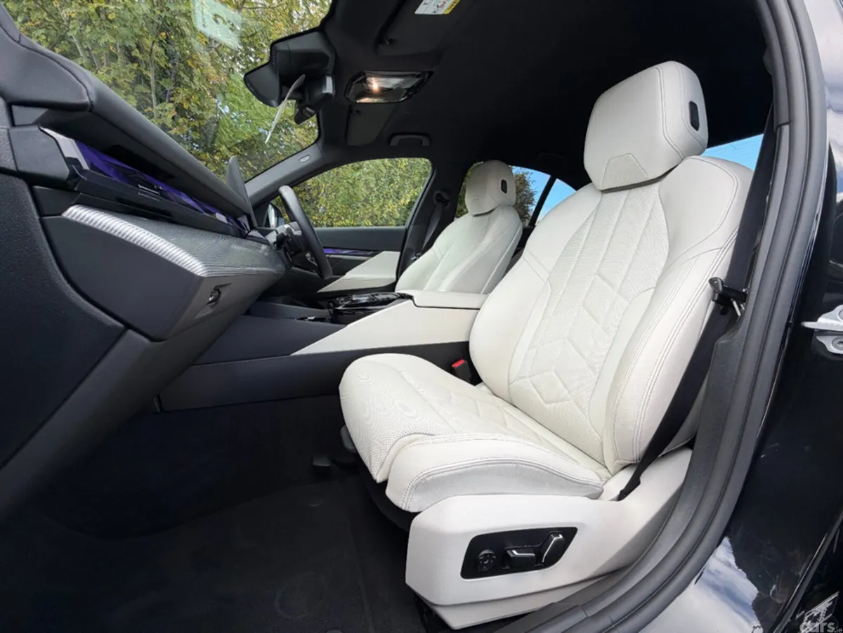 BMW 5-Series Saloon, Petrol Plug-in Hybrid, 2026, Black