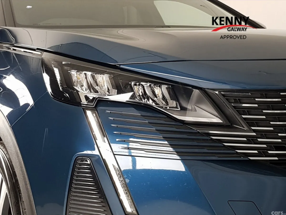 Peugeot 3008 MPV, Diesel, 2023, Blue