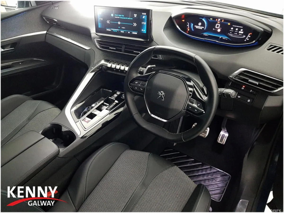 Peugeot 3008 MPV, Diesel, 2023, Blue