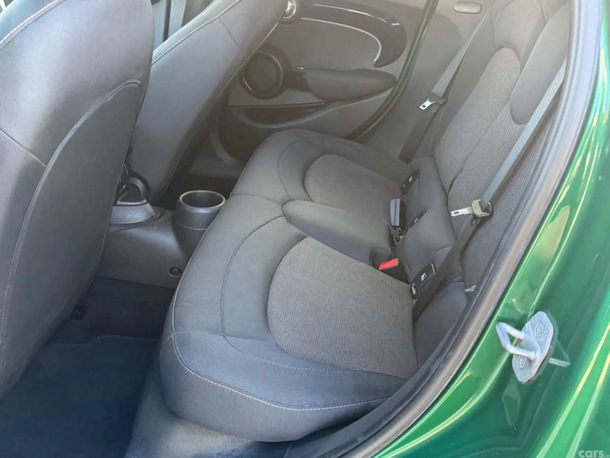 Mini Cooper Estate, Petrol, 2022, Green