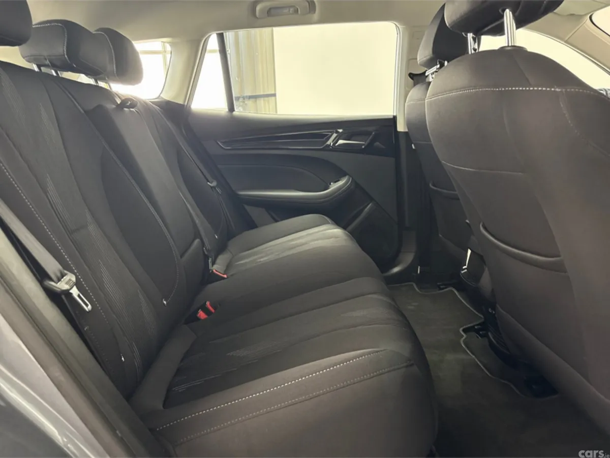 MG MG5 SUV, Electric, 2023, Grey