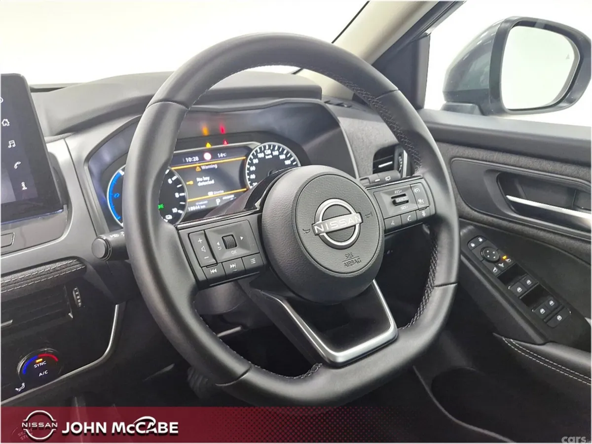 Nissan Qashqai MPV, Petrol Hybrid, 2025, Grey
