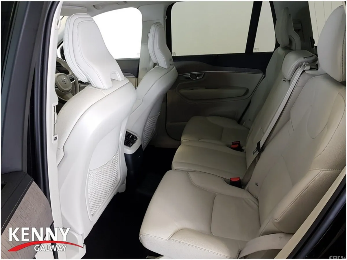 Volvo XC90 MPV, Petrol Plug-in Hybrid, 2024, Black