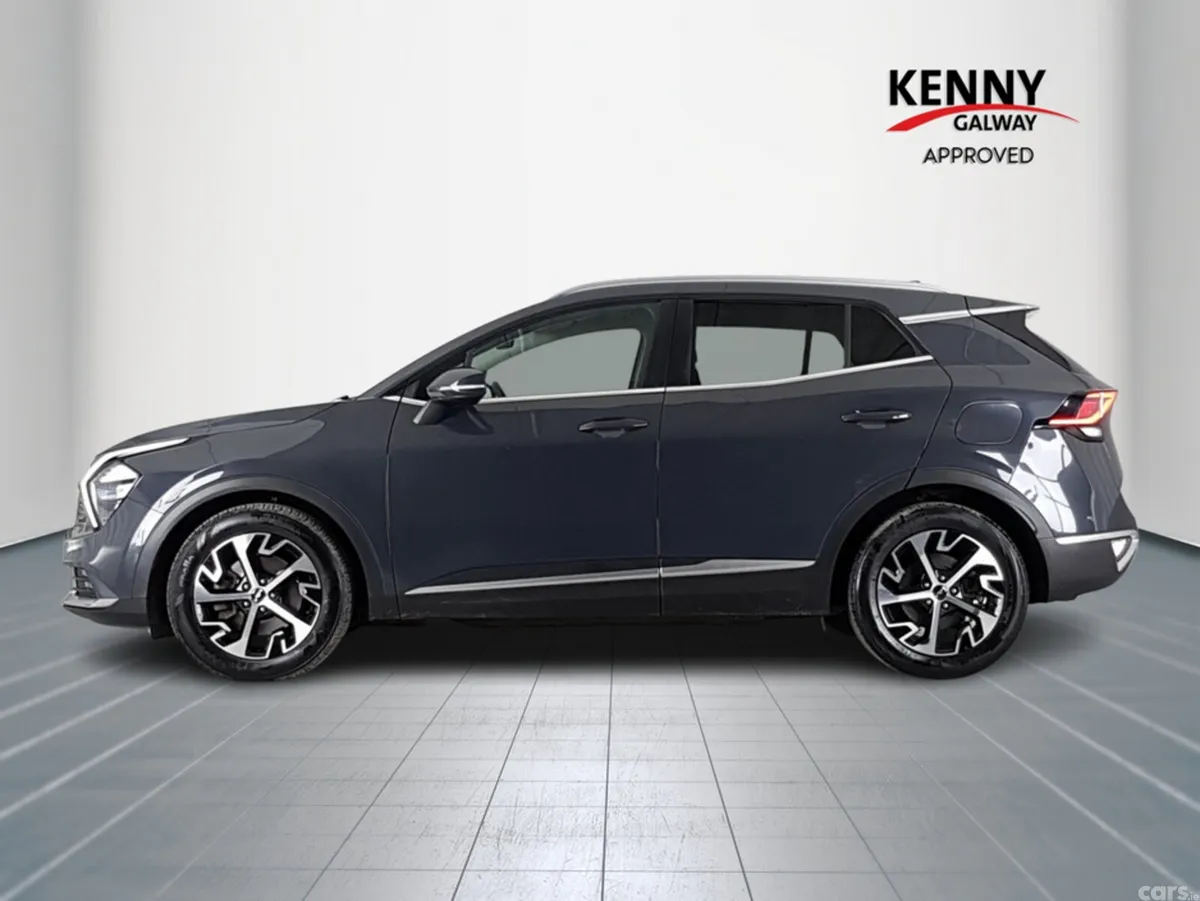 Kia Sportage MPV, Diesel, 2023, Grey