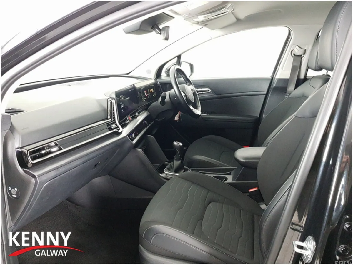 Kia Sportage MPV, Diesel, 2023, Black