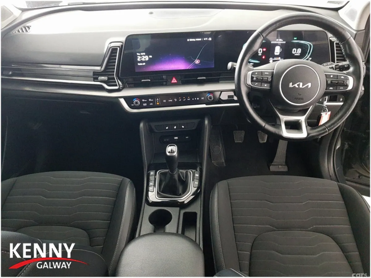 Kia Sportage MPV, Diesel, 2023, Grey