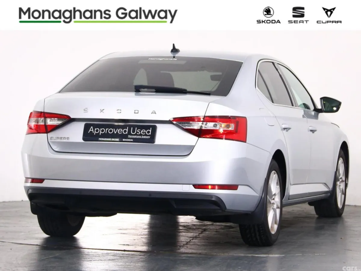 Skoda Superb Saloon, Diesel, 2024, Grey