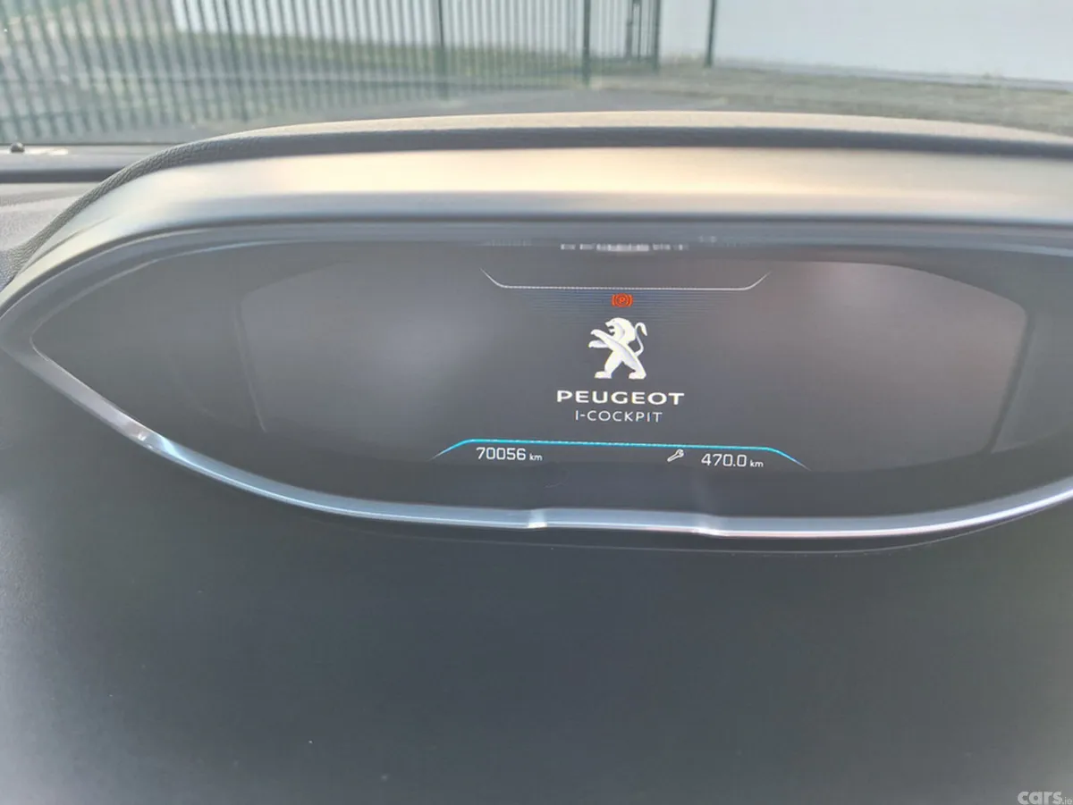 Peugeot 5008 MPV, Petrol, 2018, Grey