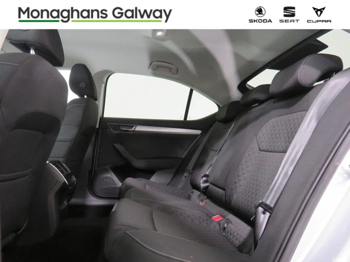 Skoda Superb Saloon, Diesel, 2024, Grey