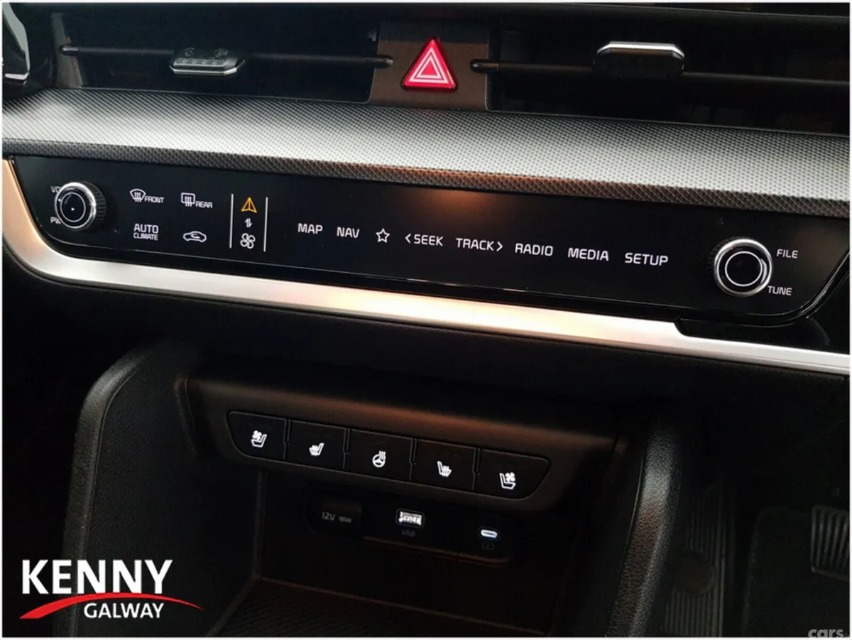 Kia Sportage MPV, Diesel, 2025, Grey