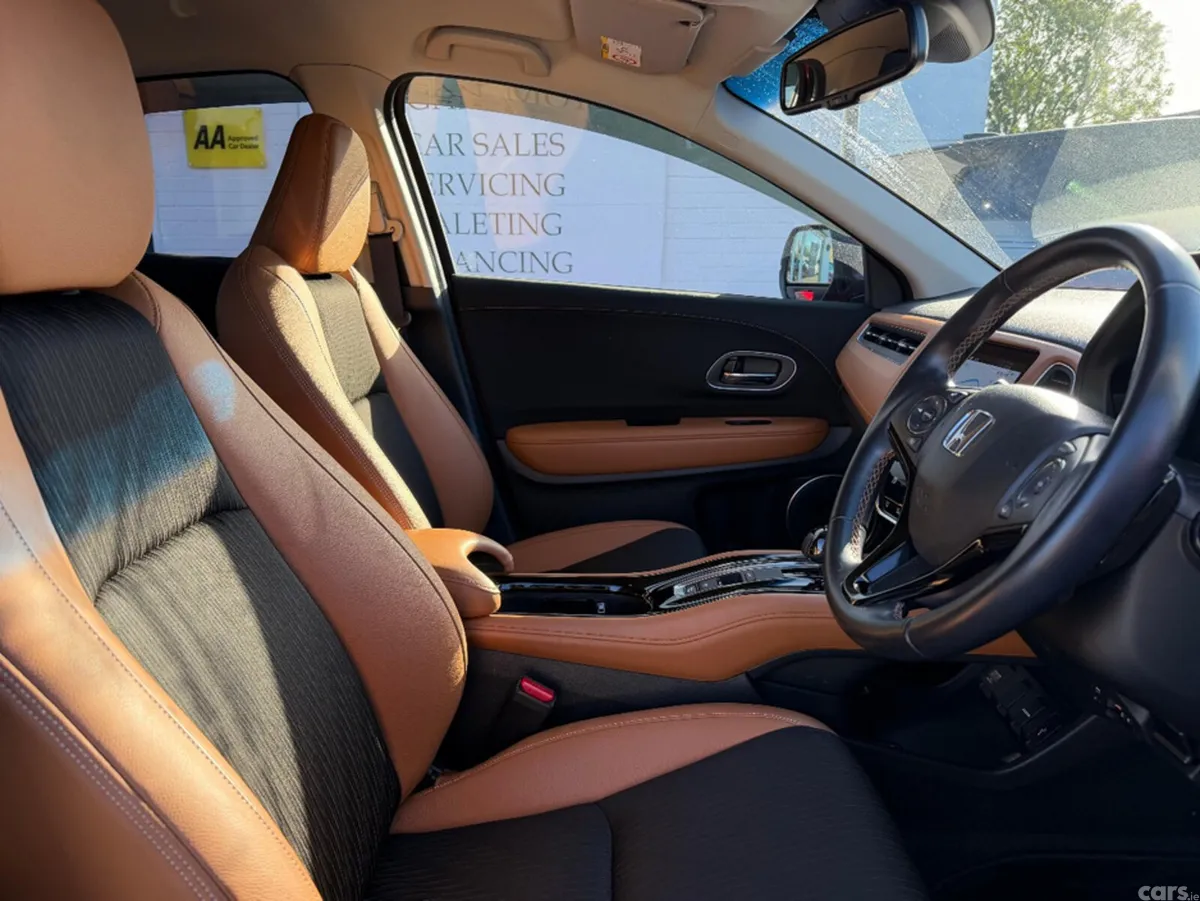 Honda Vezel SUV, Petrol Hybrid, 2018, Red