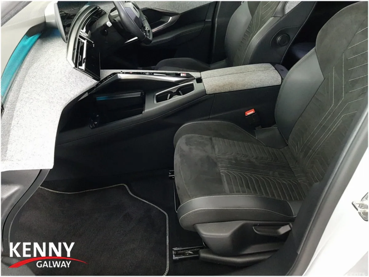 Peugeot 3008 MPV, Electric, 2024, White